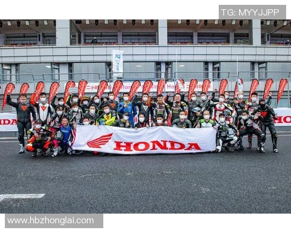 杭州足球队在冠军赛中的耐力表现分析与赛后点评 杭州足球队在冠军赛中的耐力表现分析与赛后点评