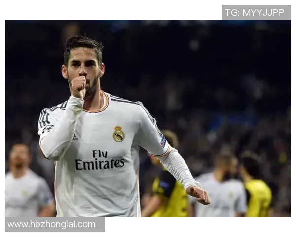 欧冠赛场上的足球明星发型风潮解析与时尚启示 欧冠赛场上的足球明星发型风潮解析与时尚启示