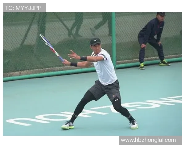 重庆网球队在全国网球耐力排行榜中荣获第十名展现出强劲实力与潜力 重庆网球队在全国网球耐力排行榜中荣获第十名展现出强劲实力与潜力